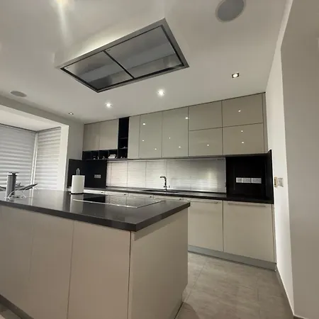 Antonia - Christina Argaka