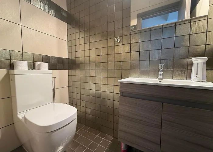 Antonia - Christina Vila Argaka