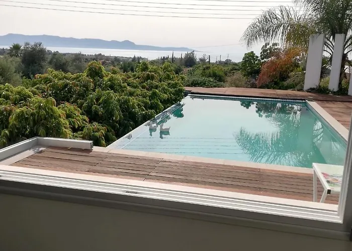 Vila Antonia - Christina Argaka